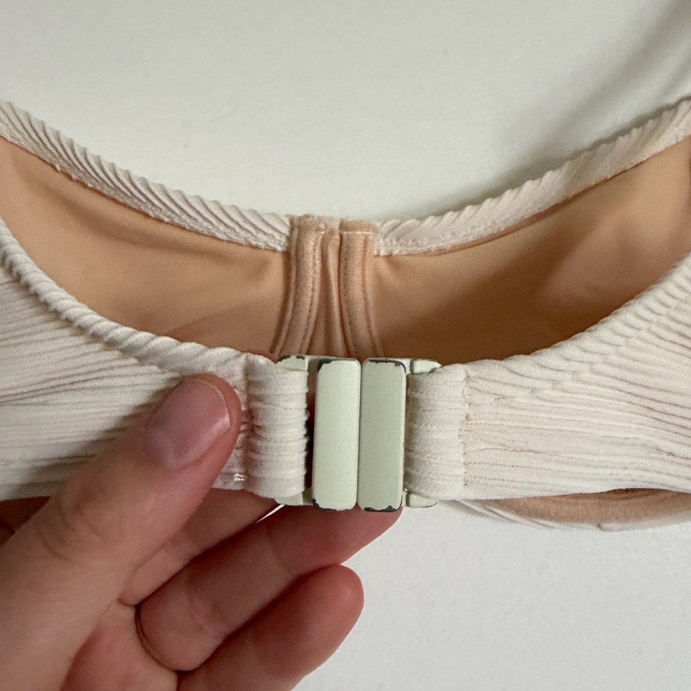Zulu & Zephyr Coconut Off White Bra Cup Underwire Bikini Top size 6 - Picture 4 of 6